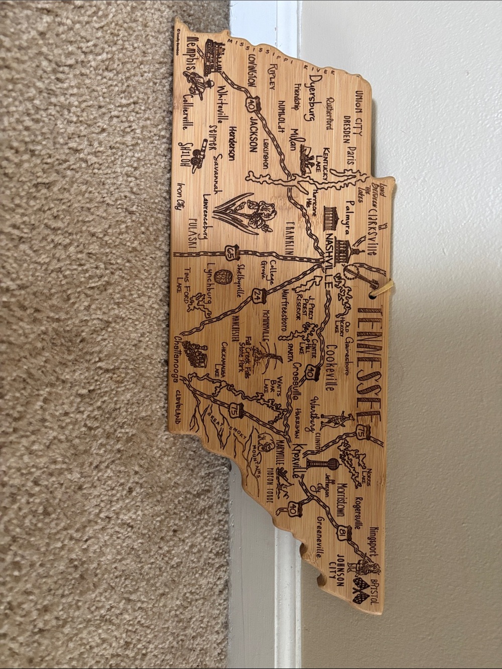 Destination Tennessee cutting board